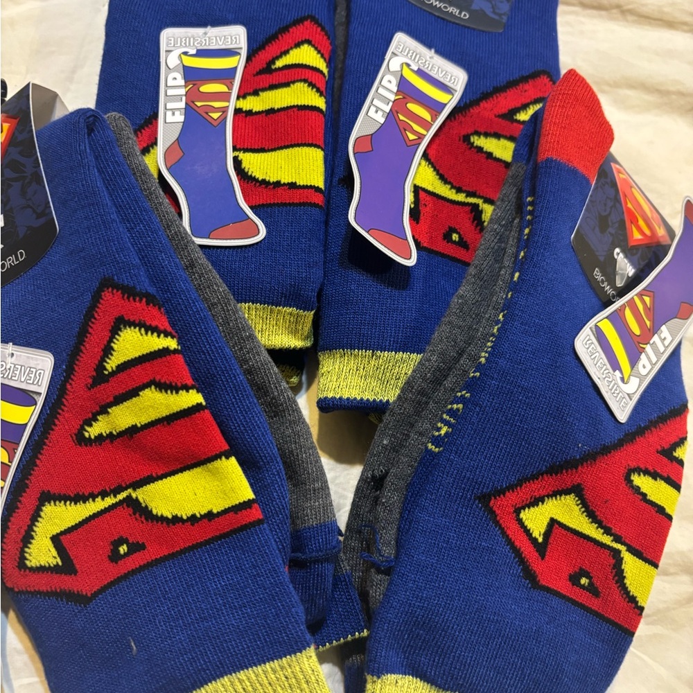 4-Pair of Bioworld Superman Blue and Yellow  Reversible Crew Socks